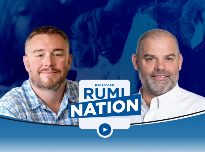 Portraits de deux experts Jefo avec logo du podcast Rumination, saison 1 – échanges sur la nutrition des ruminants.