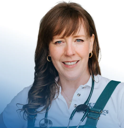 Dr Shari van de pol