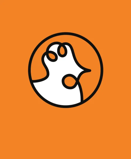 Ícono estilizado de cabeza de gallina blanca en un círculo negro sobre fondo naranja, representando nutrición avícola.